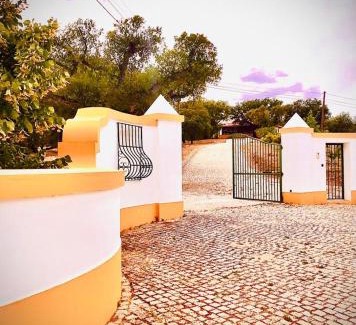Redondo House | Casa do Forno Évora retreat