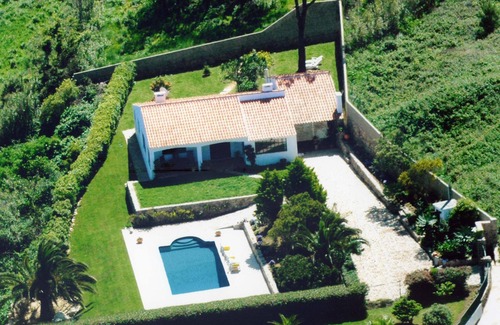 Ulgueira Villa | Casa do Moinho, villa with a heated pool near the beach in Sintra, self check-in