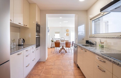 A Ver-o-Mar House | Casa do Pescador T3 by LovelyStay