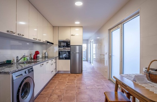 A Ver-o-Mar House | Casa do Pescador T1 by LovelyStay