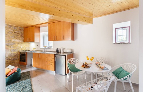 Amares House | CASA DO RANCHO