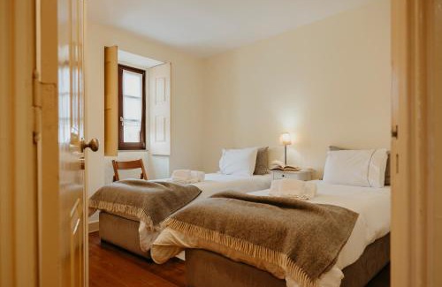 Areosa House | Casa do Sorrio - Slow Down, Live Now - uChill