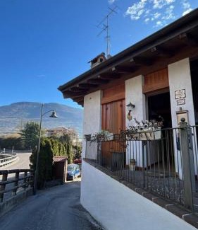 Cares House | CASA DOLCE VITA
