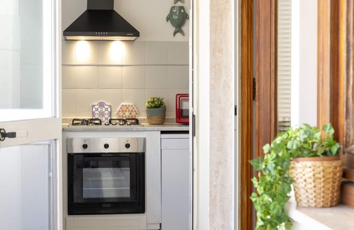 Pivarada Apartment | Casa Dony, spacious apartment a few steps from the sea of ​Alghero.
