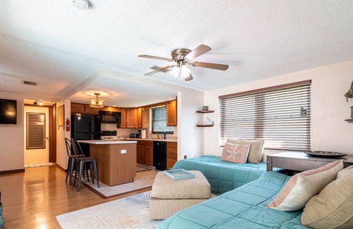 Jasmine Estates House | "Casa el Paraíso" King Suite 3 Br Pool Home Minutes from Beach!