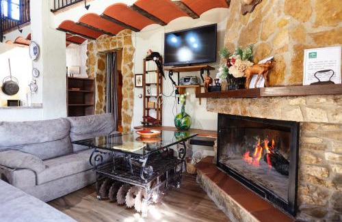 Montillana House | Casa El Tío Patricio