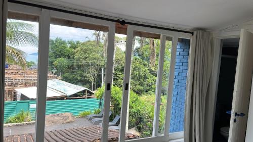 Sao Pedro House | Casa em condomínio - Ilha Bela
