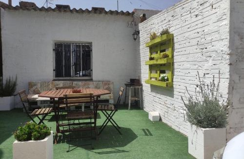 Sant Jaume d'Enveja House | Casa Emilia