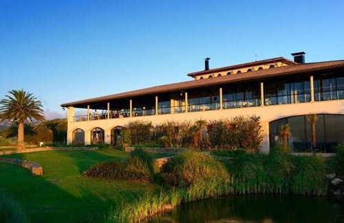 Bonmont Terres Noves House | Casa en la playa con piscina