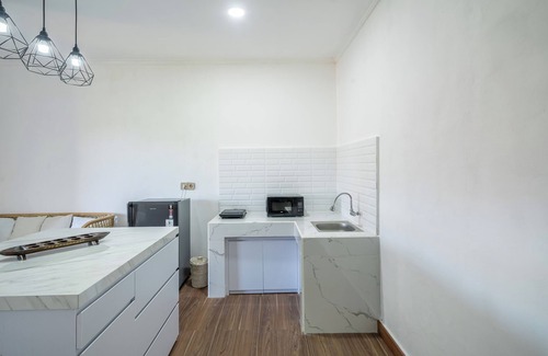 Kediri House | Casa Enero 1 - Local Family House