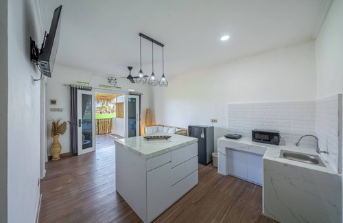 Kediri House | Casa Enero 1 - Local Family House