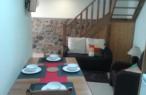Fundao House | Casa Entre Serras