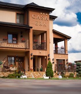 Jiblea Veche Bed & Breakfast | CASA ERk