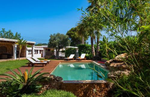 Santa Eulalia del Rio Villa | Casa Es Pins