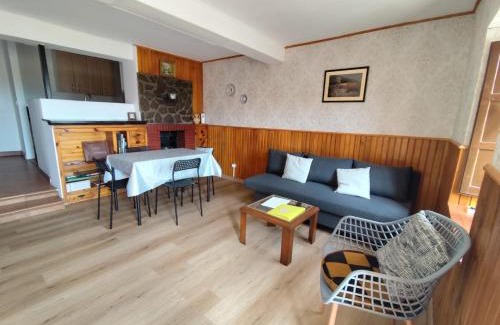 Coscurita House | Casa Escalones
