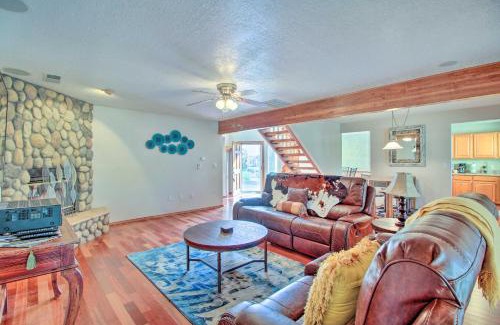 Northeast Heights House | Casa Especial Family Retreat with Pool Table!