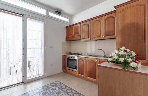 Marina di Mancaversa Villa | Casa Estilo Espanol - Marina Di .