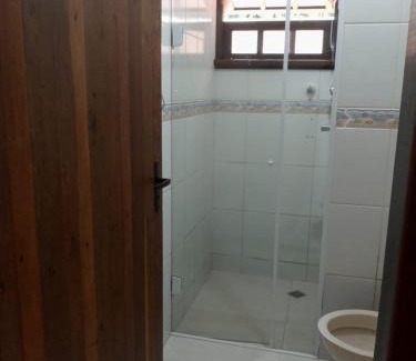 Jardim Samambaia House | Casa estilo minimalista em Ubatuba