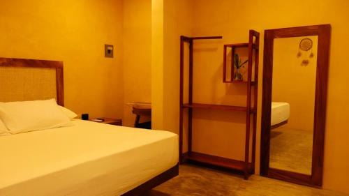Los Tamarindos Apartment | Casa Eve Room 1