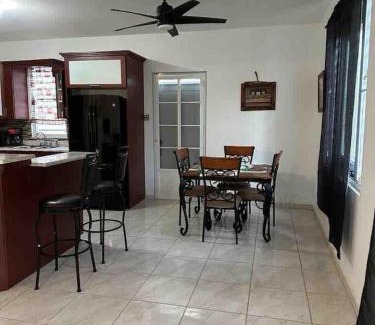 Atalaya House | Casa familiar en Rincon