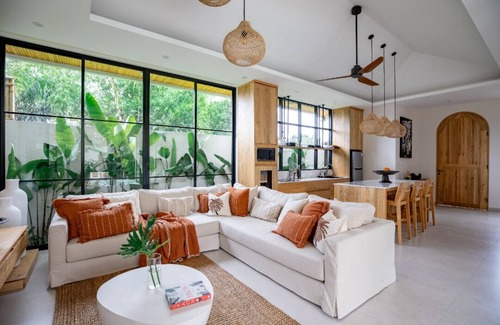 Sayan Villa | Casa Felice: A Secluded 4-Bed Oasis with Pool, Spa & Designer Interiors