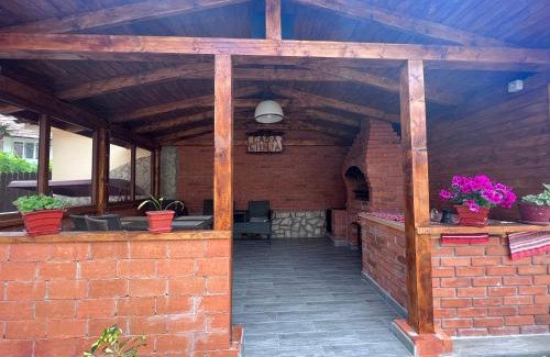 Calimanesti House | Casa Flori