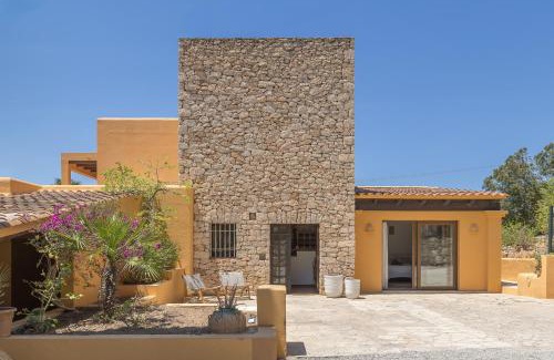 Can Pep Simo House | Casa Four charming Ibiza villa with sea view!