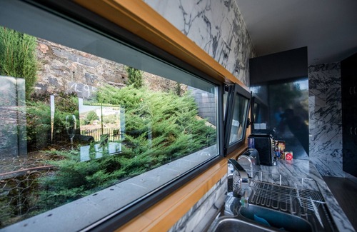 Peso da Regua Villa | Casa Foz do Corgo - private pool, gardens and river access