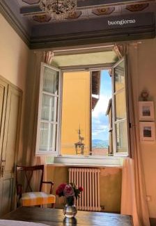 Porrena House | Casa Fresia centro storico Poppi