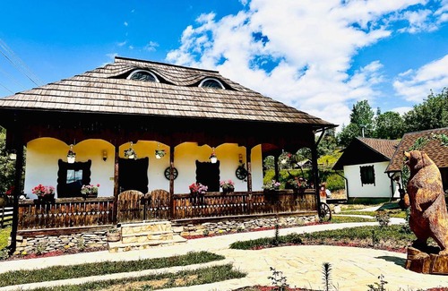 Frumosu House | Casa Gabriel