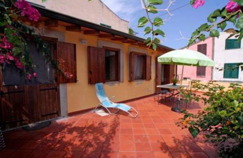 Mongiove House | Casa Gialla