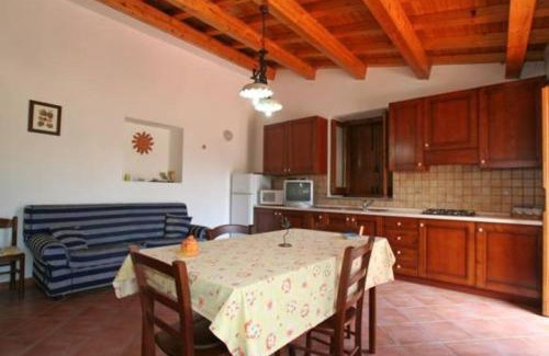 Mongiove House | Casa Gialla