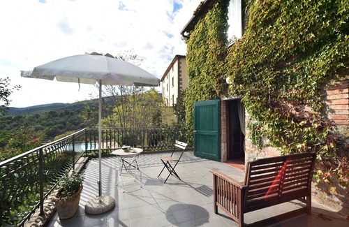 Lisciano Niccone House | Casa Granaio - Villa Stampa Cabatè