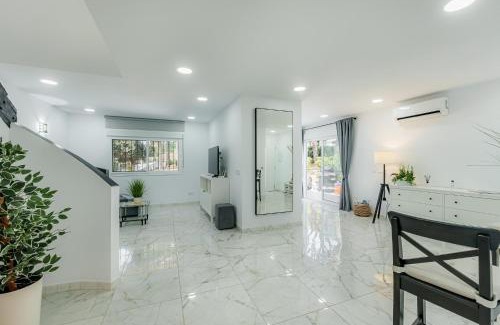 Sitio de Calahonda Villa | Casa Grapa in Sitio de Calahonda