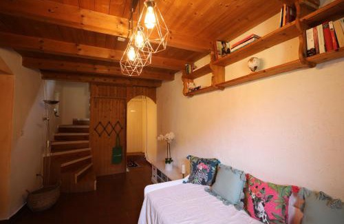 Valcolla House | Casa Holamundo