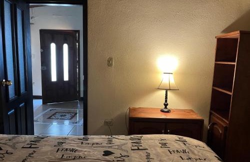 San Juan La Laguna Apartment | Casa I’x (Jaguar)