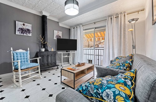Amposta House | 'Casa ideal para familias with Private Terrace, Balcony and Air Conditioning