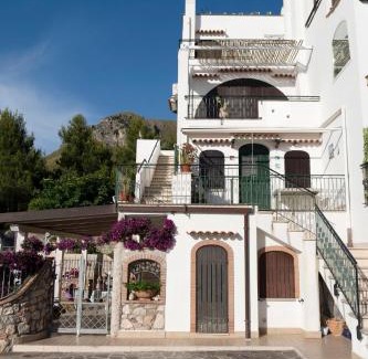 Sperlonga Apartment | Casa Ilios Vista Mare e Montagna - Borgo Stays