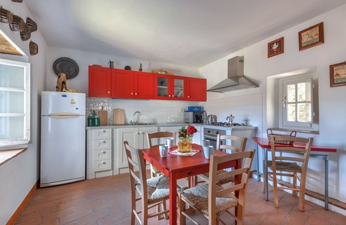Pescaglia House | Casa Incanto, la Quiete nel Borgo