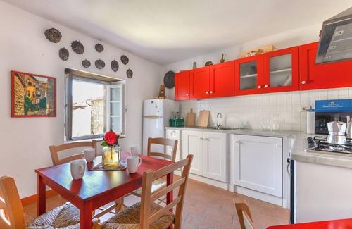 Pescaglia House | Casa Incanto, la Quiete nel Borgo