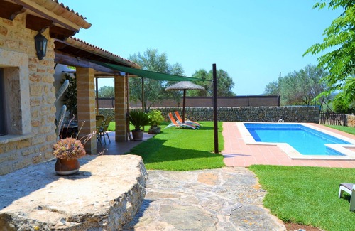 Santa Margalida Villa | Casa Inés 165 magnificent finca with private pool, large garden, air conditioning and WiFi