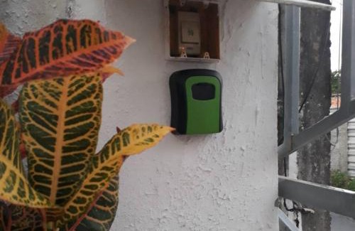 Parafuso House | Casa Inteira aconchegante com garagem Próximo ao Aeroporto