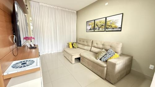 Setor Lagoa Quente House | Casa Ipê - Luxo em Cond Fechado c/Piscina Aquecida
