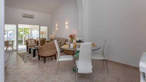 Vale do Garrao Apartment | Casa Julia - Dunas Douradas