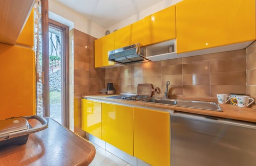 Courmayeur Apartment | Casa Julie- Very central two-room apartment with garden