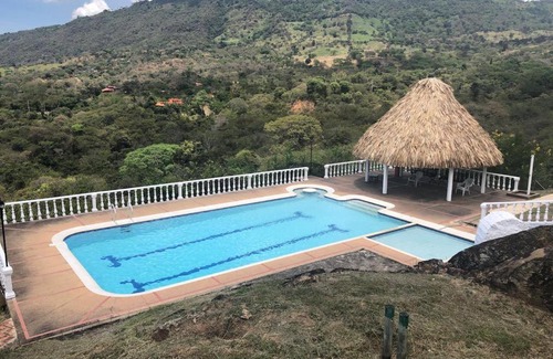 Pandi House | Casa La Felisa hospedaje campestre Pandi cundinamarca