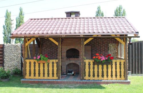 Rasnov Villa | Casa la grig