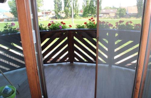 Rasnov Villa | Casa la grig