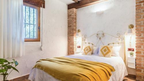 Rio Velez Villa | Casa La Mimosa Velez-Malaga by Ruralidays