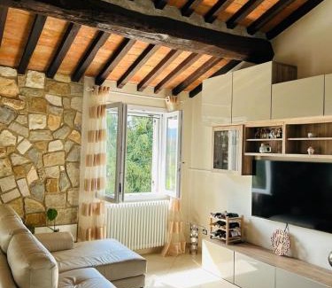 Mologno Apartment | Casa La Pace